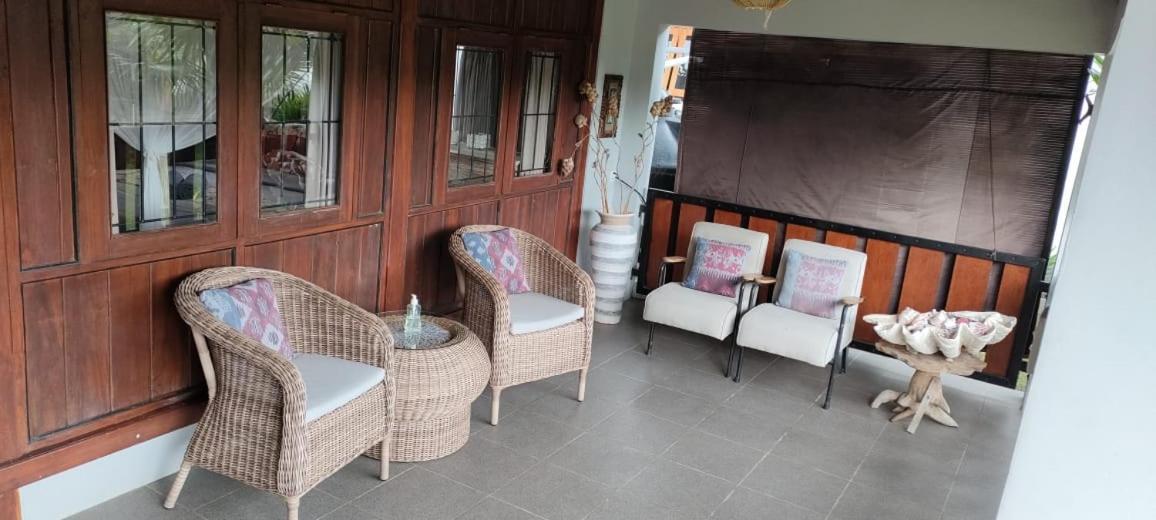 Mama Nings Beach Hotel Sekongkang Exteriér fotografie