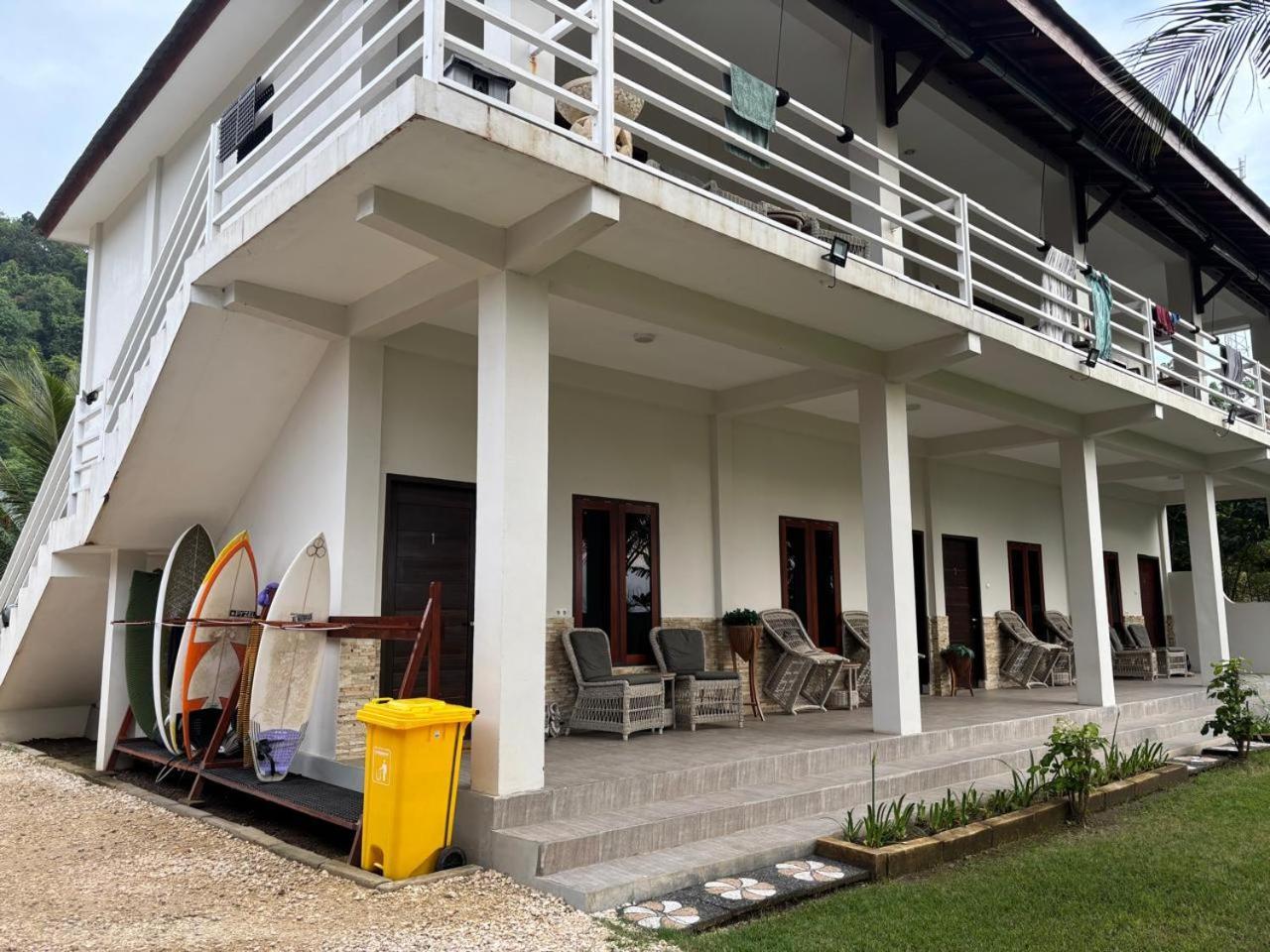 Mama Nings Beach Hotel Sekongkang Exteriér fotografie