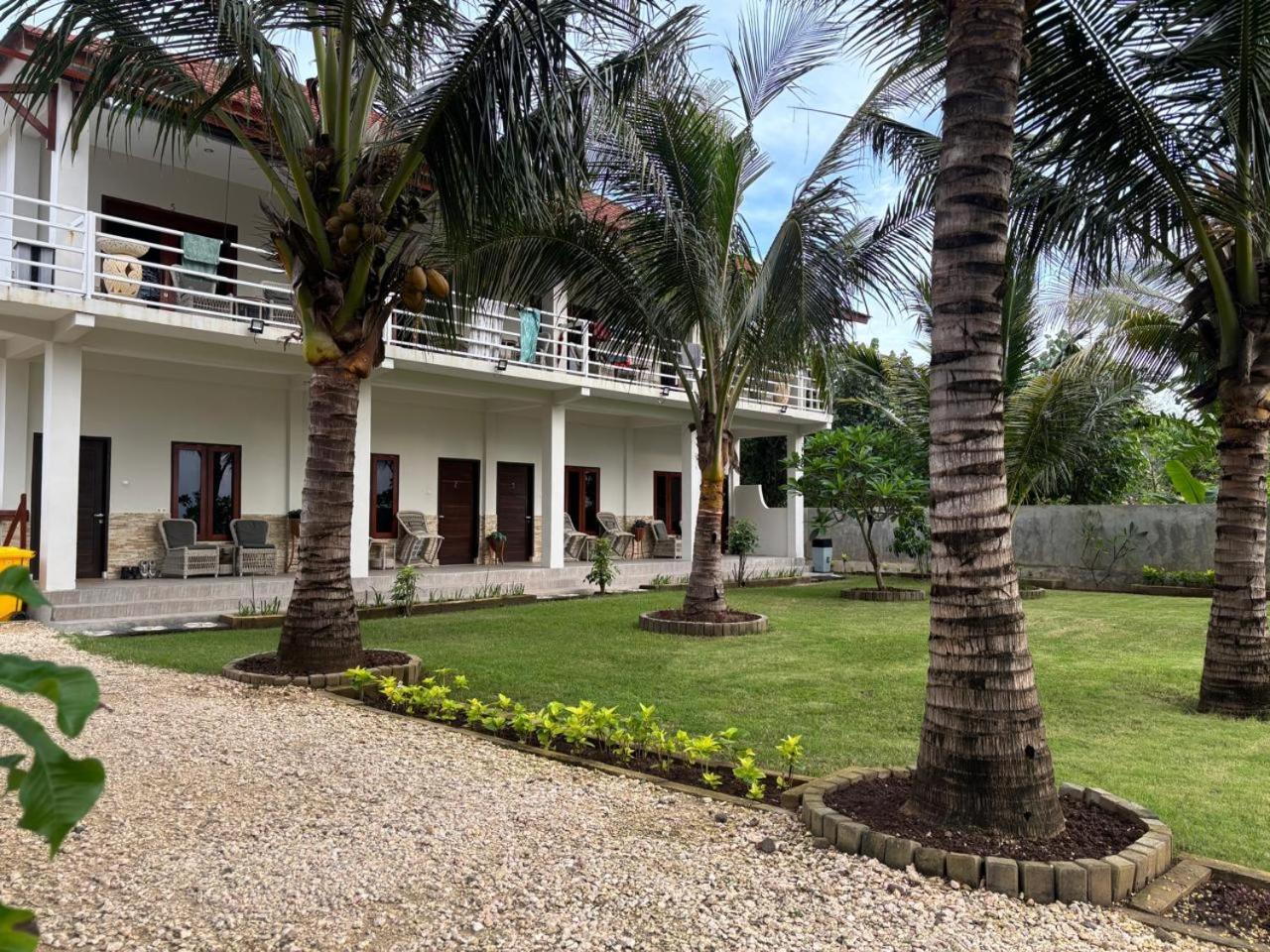 Mama Nings Beach Hotel Sekongkang Exteriér fotografie